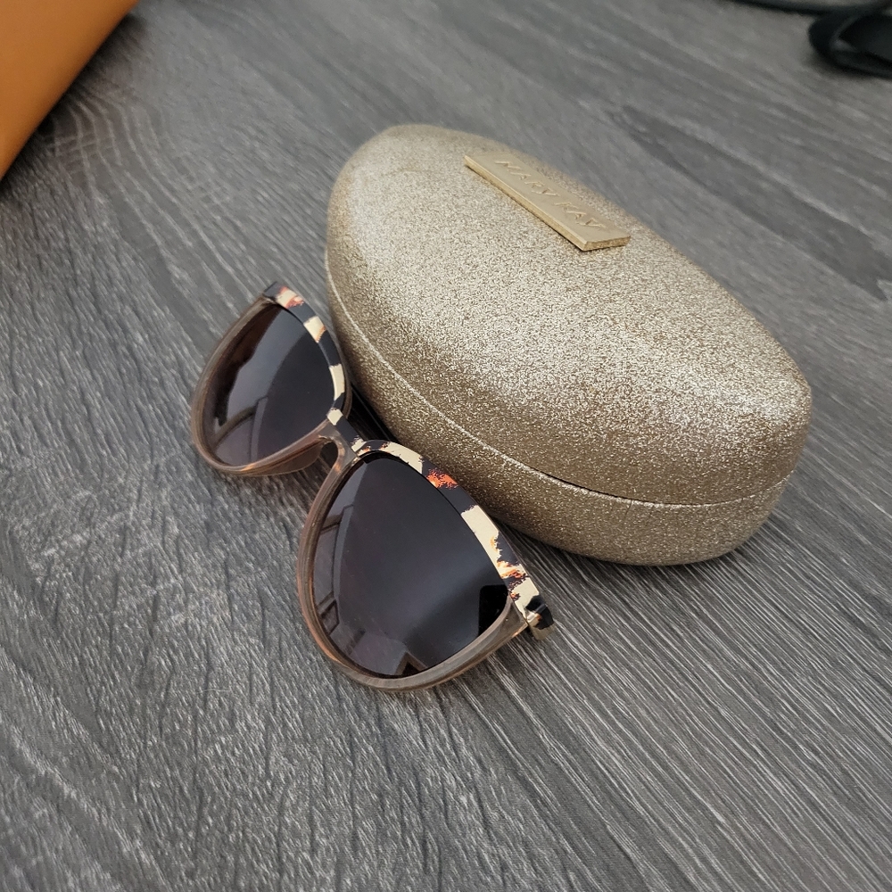 Mary Kay Cat-Eye Sunglasses With Brown Tortoise Frame Good Condition
